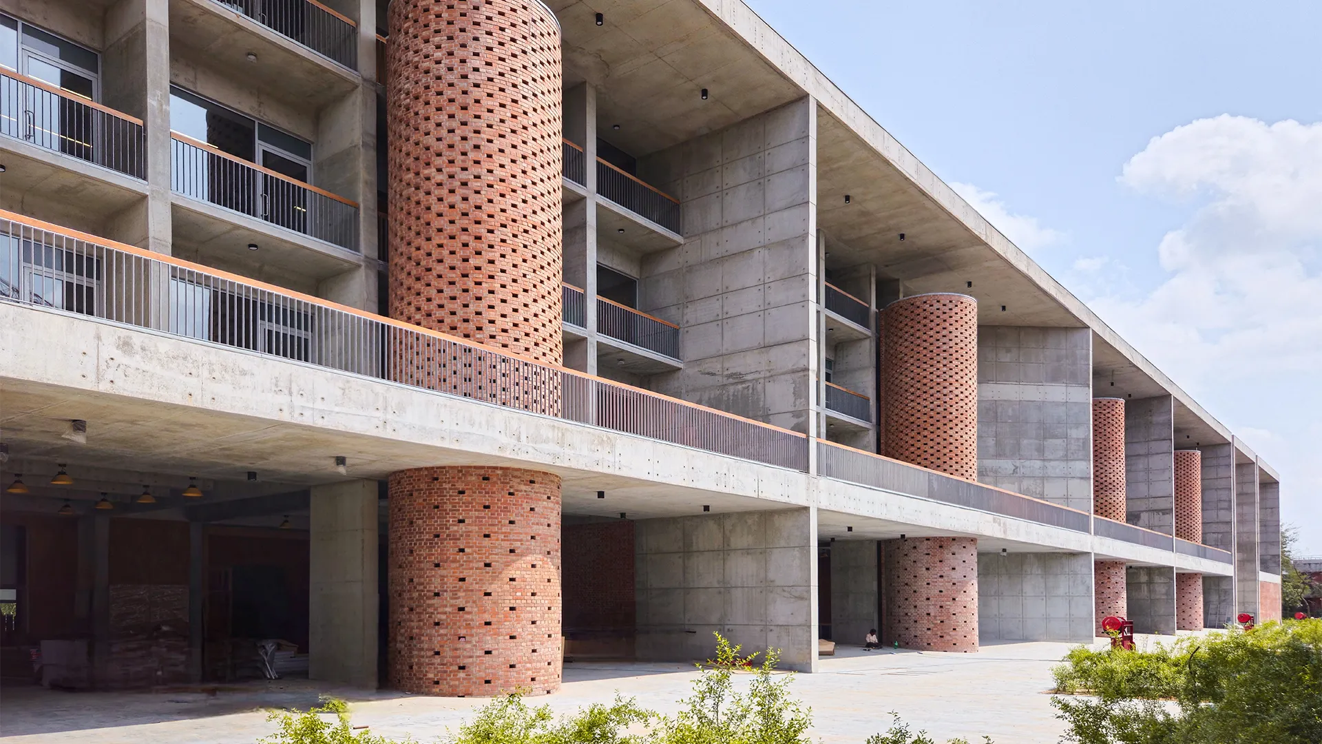 AB-02 Anant National University